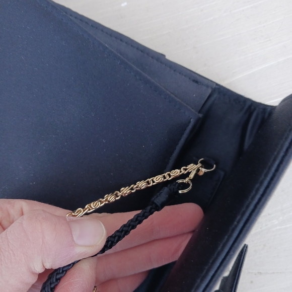 Kate Landry Evening Clutch Black Bow Envelope Snap Close Gold Chain Rope Strap - Picture 8 of 8